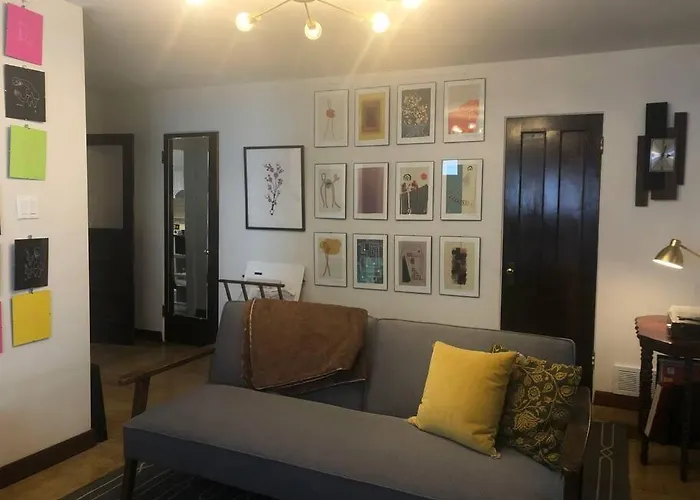 Gallery Loft Of Oak Park #1 Top Host In Il